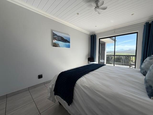 5 Bedroom Property for Sale in Reebok Western Cape